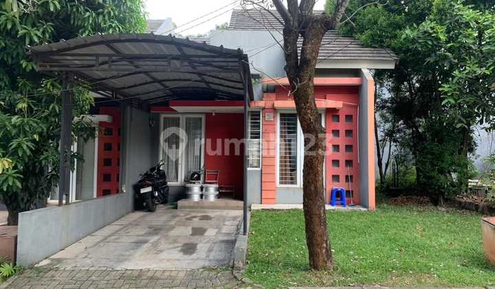 Rumah Siap Huni Lokasi Strategis di Cibubur Country, Cluster Moon Lake 5, Bogor