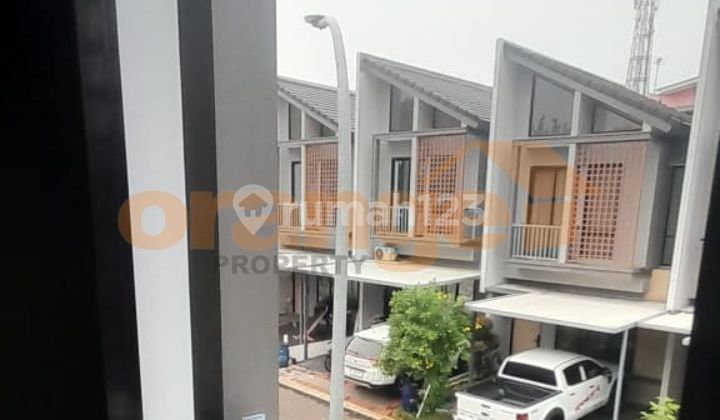 Di Sewa Rumah 2 Lantai Full Furnish di Legenda Wisata Cibubur 2