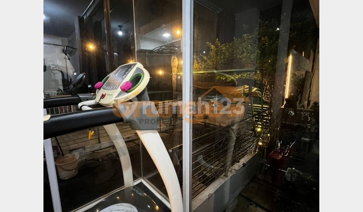 Di Jual Rumah 2 Lantai Full Furnish di Citra Grand Cibubur 2