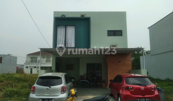 Beautiful and minimalist house.