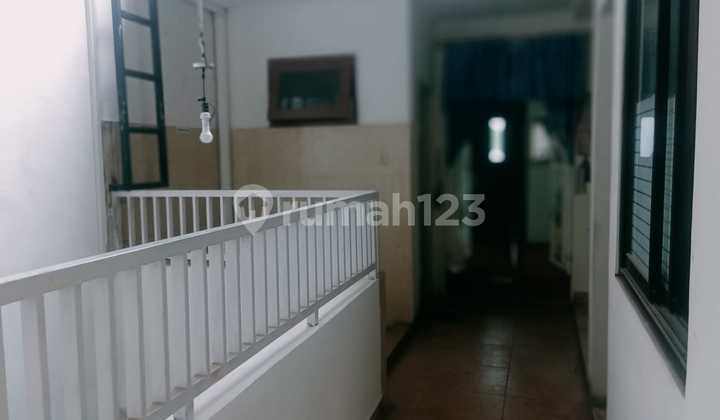 Luxurious and Grand House. 2