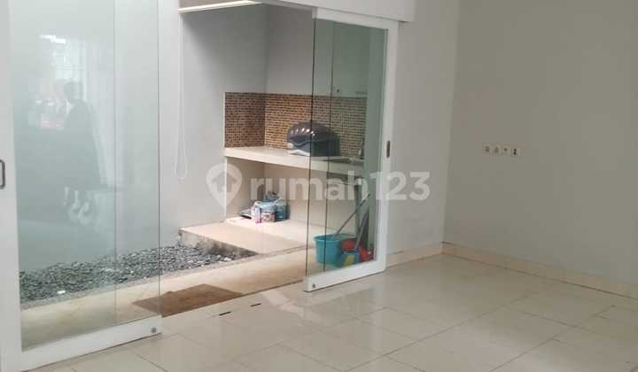 Sewa Rumah Dekat LRT di Raffless Hills Cibubur