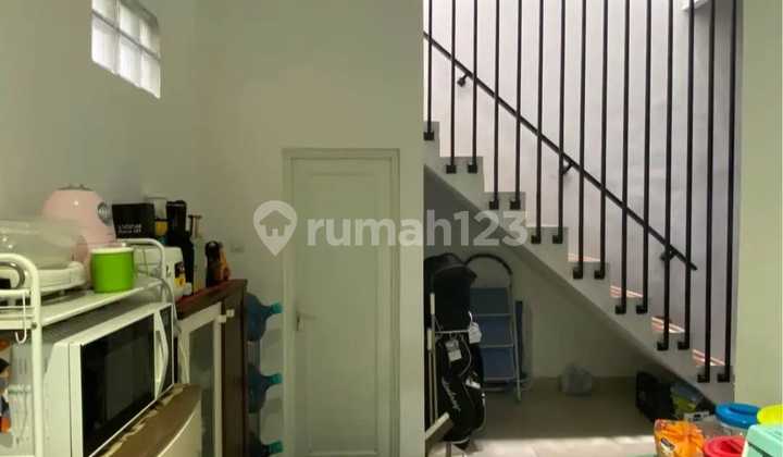 For Sale, Ready-to-Occupy House in Puri Dago Antapani 2