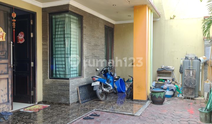 Beautiful 2-Story House Ready to Occupy in Simo Sidomulyo Area 2