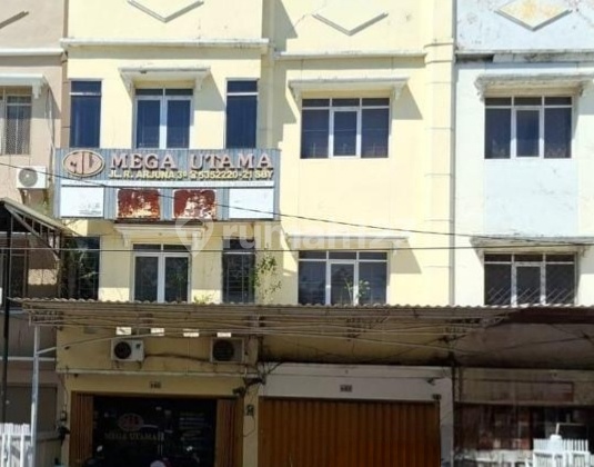 Premium 3-Story Row House on Arjuno Main Road, Surabaya 2