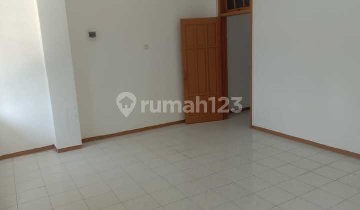 Strfegis Zero Shop House on Jalan Raya in Kupang Jaya Area 2