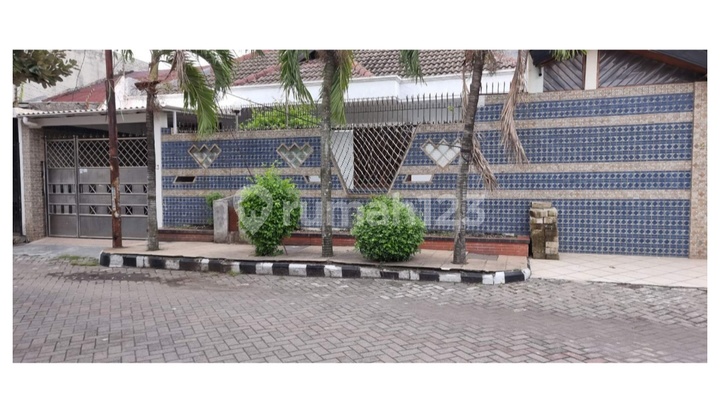 Rumah Luas Siap Huni Lokasi Strategis Di Dukuh Kupang Barat