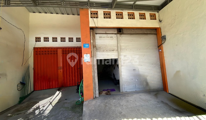 2-Story Commercial House in a Strategic Location in Asemrowo