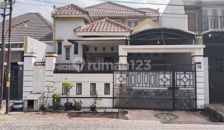 Rumah 1,5 Lantai Siap Huni Di Kawasan Dukuh Kupang Timur Rumah 1,5 Lantai Siap Huni Di Kawasan Dukuh Kupang Timur