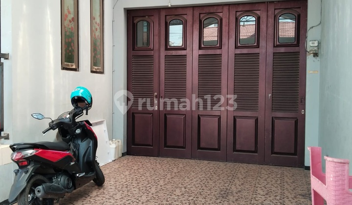 Rumah 1,5 Lantai Siap Huni Di Kawasan Dukuh Kupang Timur 2