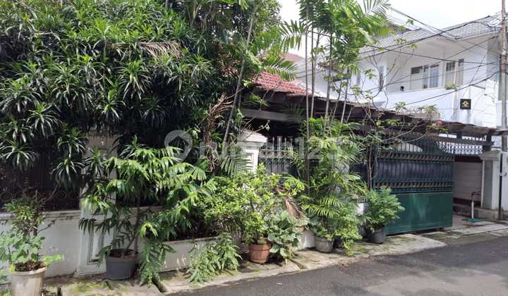 Luxury Ready-to-Occupy House on Jl. Tebet Timur Dalam - Wide Road, Premium Location, Negotiable Price