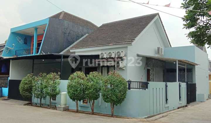 Rumah Hoek Siap Huni di Royal Park Residence Padurenan Mustika Jaya Bekasi | Luas 178 m², 4 Kamar Tidur, AC 4 Unit 1