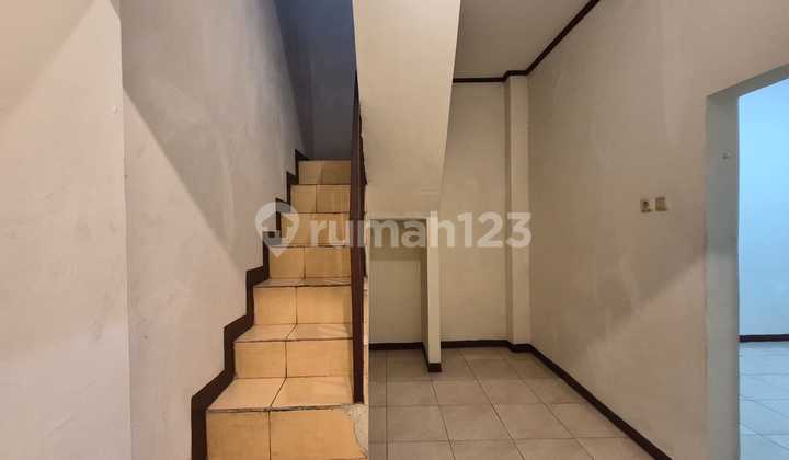 Disewakan Paviliun Strategis di Jl. Tebet Timur Dalam - Cocok untuk Kantor, Akses Mudah & Lingkungan Nyaman 2