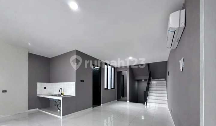 Rumah 4 Lantai Tebet Barat Dalam Jakarta Selatan - Cocok Hunian & Usaha 2