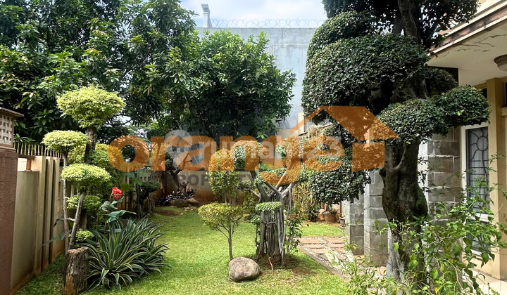 Di Jual Rumah Mewah Ada Kolam Renang di Kota Wisata Cibubur 2