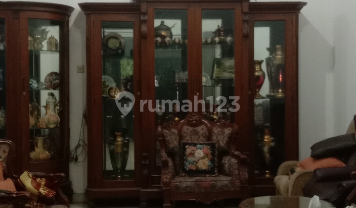 Sell Cheap House Kelapa Gading North Jakarta (Behind Al-Azhar Kelapa Gading) 2