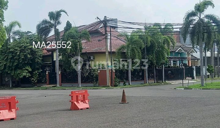 Hook + Pinggir Jalan Utama Rumah di Aralia Harapan Indah 2 Bekasi (Tarumajaya)