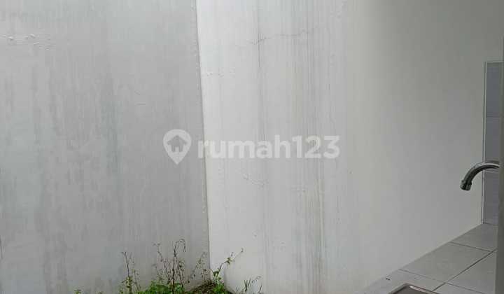 For Rent Standard Metland House 6 Wide @SHM, East Jakarta 2