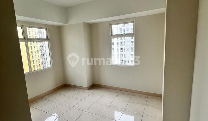 Dijual Apartement Springlake 3 BR Kosongan Plus AC View Pool Siap Pakai Dijual Apartement Springlake 3 BR Kosongan Plus AC View Pool Siap Pakai