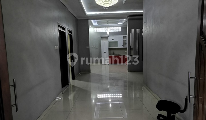 Quick Sale New Renovated Ready-to-Live House in Margahayu Permai