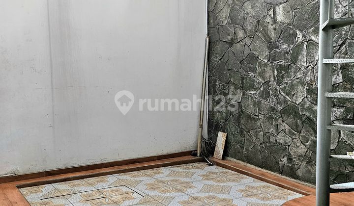 Rumah 2 Lantai 3+1 Kt 3+1 Km 189 M² Taman Holis Indah I Pasti Suka 2