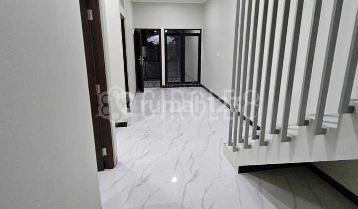 Rumah Baru 2 Lantai Taman Kopo Indah 1 Bandung Selatan