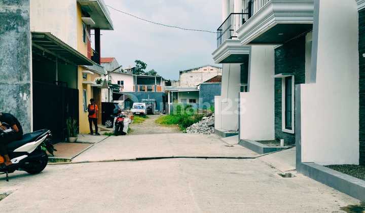 Rumah Dijual di Beji Depok Dekat Tol Lokasi Strategis Siap Huni 13