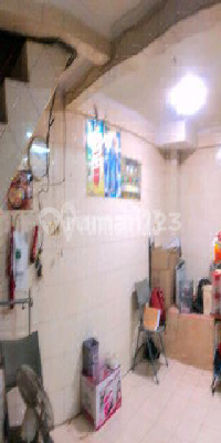 Rumah 2 Lantai Dekat Laksa Tambora Jembatan Lima Jakarta Barat