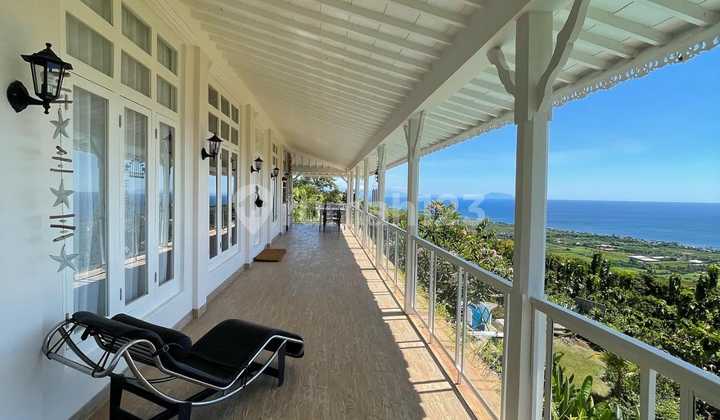 Luxury Villa With Spectacular Ocean View Tempayan Villa