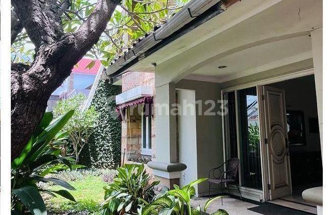 House in the Aviation Complex, Cempaka Putih, Central Jakarta House in the Aviation Complex, Cempaka Putih, Central Jakarta