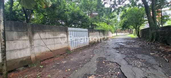 Premium and Spacious Land in Lebak Bulus, South Jakarta