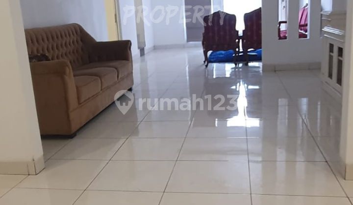 Minimalist House for Sale in Legenda Wisata Cibubur, Legenda Wisata House 2