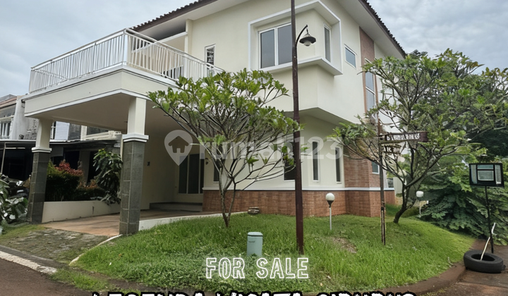 Rumah Hoek Minimalis Dijual di Legenda Wisata Cibubur di Legenda Wisata Rumah Hoek Minimalis Dijual di Legenda Wisata Cibubur di Legenda Wisata