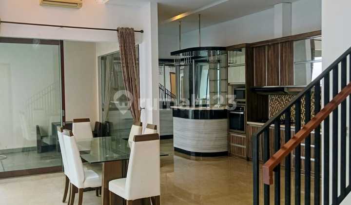 Sewa Runah Lux Elegance Mewah Furnish di Pejaten Jakarta Selatan. 2