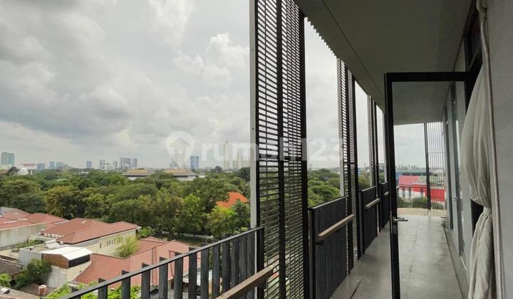 Apartemen Senopati Suites Adalah Pilihan Hunian Premium di Jantung Jakarta Selatan, Tepatnya di Jl. Senopati.kebayoran Baru. Lokasinya Sangat Strategis, Dekat dengan Pusat Bisnis Scbd, dan Memiliki Akses Mudah ke Berbagai Tempat 2