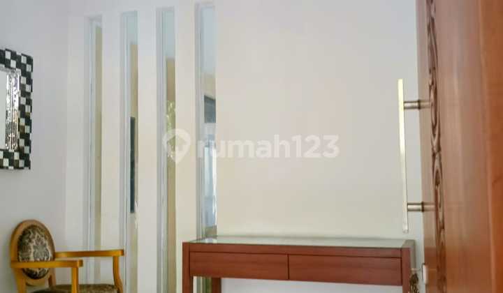 Sewa Runah Lux Elegance Mewah Furnish di Pejaten Jakarta Selatan. Sewa Runah Lux Elegance Mewah Furnish di Pejaten Jakarta Selatan.