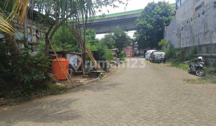 Investment in Warehouse Rental Space in a Strategic Location Near Kebayoran Baru Toll Access, South Jakarta Investment in Warehouse Rental Space in a Strategic Location Near Kebayoran Baru Toll Access, South Jakarta