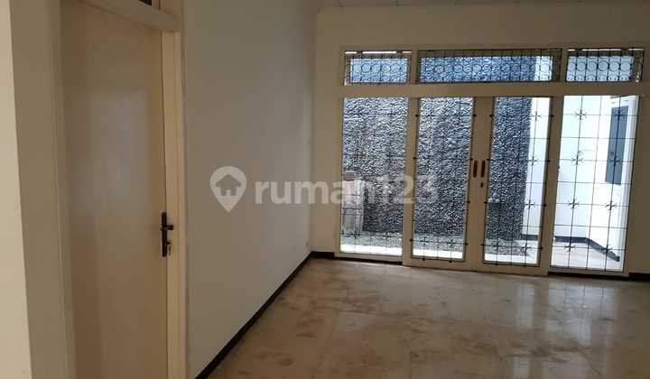 Rent a House in the Premium Lokai Area, Kemang Prapanca, South Jakarta 2