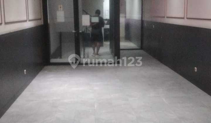 Disewa Ruko Lokasi Premium Yang Berkembang Pesat Tebet Rimur Jakara Selatan. Disewa Ruko Lokasi Premium Yang Berkembang Pesat Tebet Rimur Jakara Selatan.