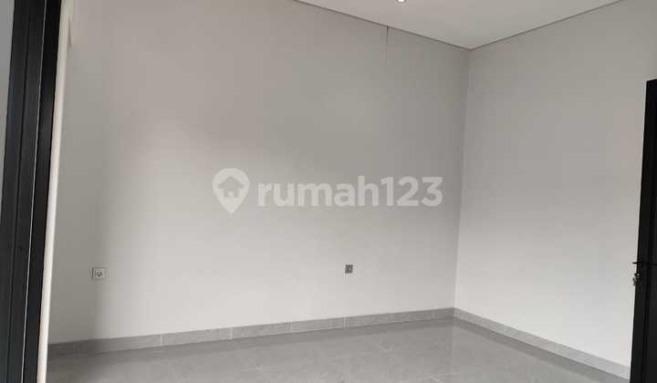 Dijual Rumah Brand New 2 Lantai di BSD Griya Loka Sektor 1.4 Ext. 2