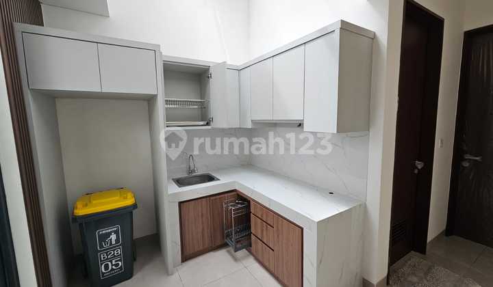 For Rent Semi-Furnished House in Citra Garden Bintaro 2