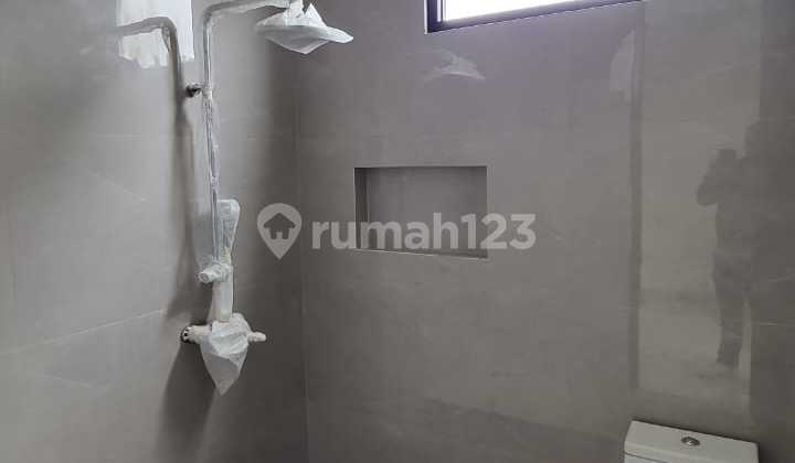 Dijual Rumah 2 Lantai di Kasuari, Bintaro Tangerang Selatan 2