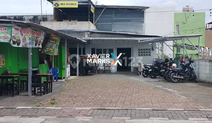 Business Space or Cafe in Sudimoro, Malang Business Space or Cafe in Sudimoro, Malang