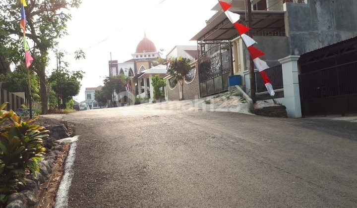 Rumah Mewah dan Besar di Sawunggaling Banyumanik 2