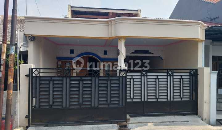 Rumah 2 Lantai di Pusat Tlogosari Pedurungan 1