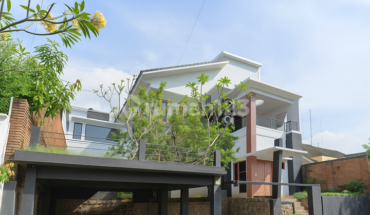 Rumah Mewah Siap Huni di Perum Permata Puri 1