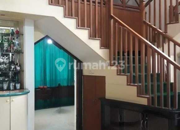 Shm House Spacious Roadside In Rungkut Asri Utara 2