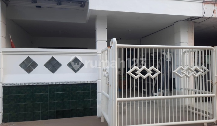 Dijual Rumah Siap Huni di Babatan Pantai