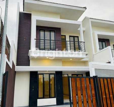 Rumah Bagus Siap Huni 2 Lantai di Medokan Ayu Surabaya