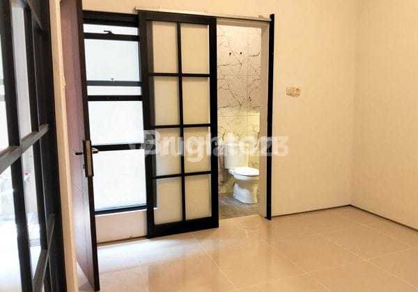 Rumah 2 lt baru, bagus dan SHM di Griya Mapan Sentosa Waru Sidoarjo 2